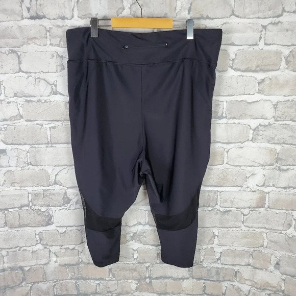 Plus Size Athleisure Capris Spunky Black XXL Mesh Accent Mona Lion Gym Yoga - Picture 7 of 13